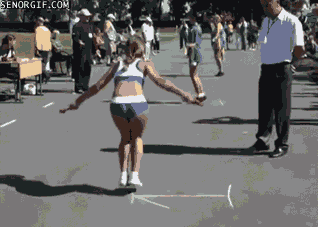 超搞笑gif:妹子,说好的人与人之间最后的信任呢?不会在爱爱了!