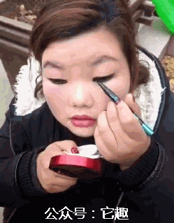 原谅我发出了拖拉机般的笑声