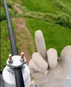 最新一期内涵爆笑动图 这双腿,玩十年不成问题!