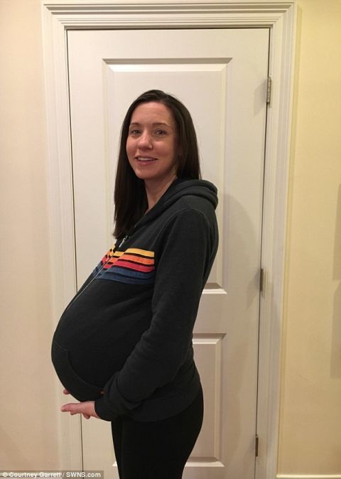 美国女子患病无法怀孕 医疗奇迹让她连怀上两对三胞胎