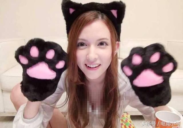 周二珂长得像泷泽萝拉?网友:嗯,越看越像!