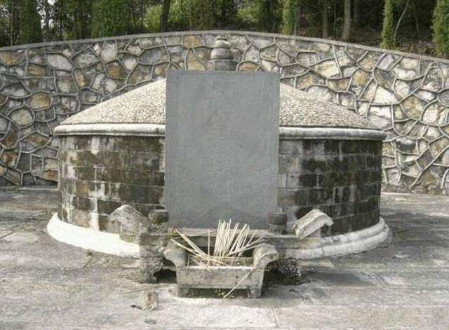 梦境解析,梦见死人坟墓的含义与心理暗示 梦境解析,梦见死人坟墓的含义与心理暗示