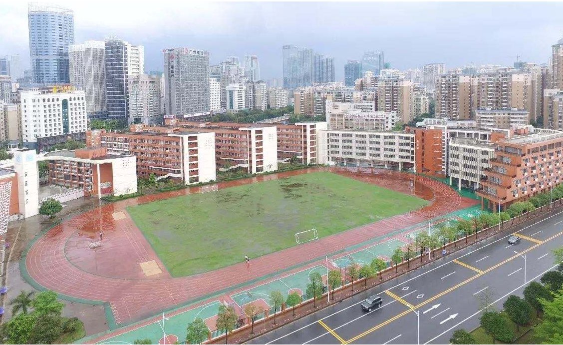 中国最牛的北大,700高中被保送清华多人,无数毕业聚会高中致辞图片