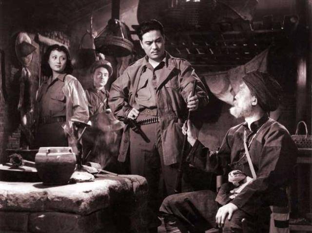 收藏:八一厂60年最全最经典影片剧照回顾,网友:这才叫好电影!