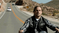 爆笑gif:我仿佛看到一脸无奈的表情