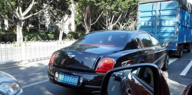 为什么深圳车牌是