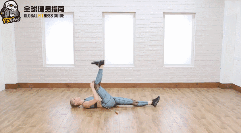 肌友们可以把跳绳 作为力量训练之后的有氧来做 也可在无训练日 单独