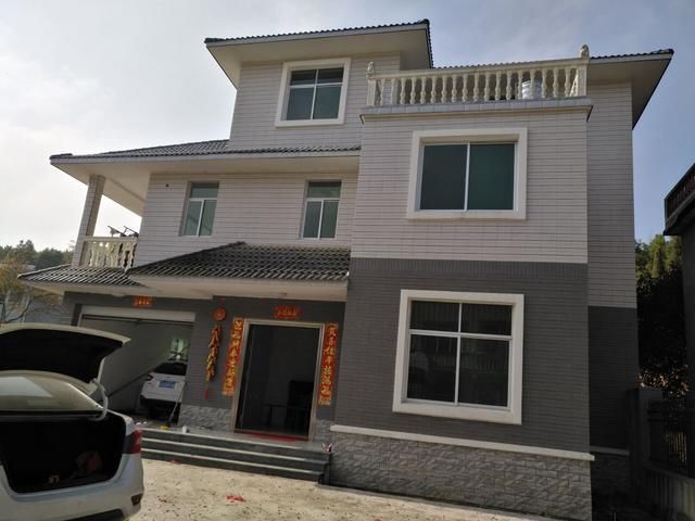 别墅主体自建三层地基小伙1.3W造价农村12万海陵别墅岛左岸图片