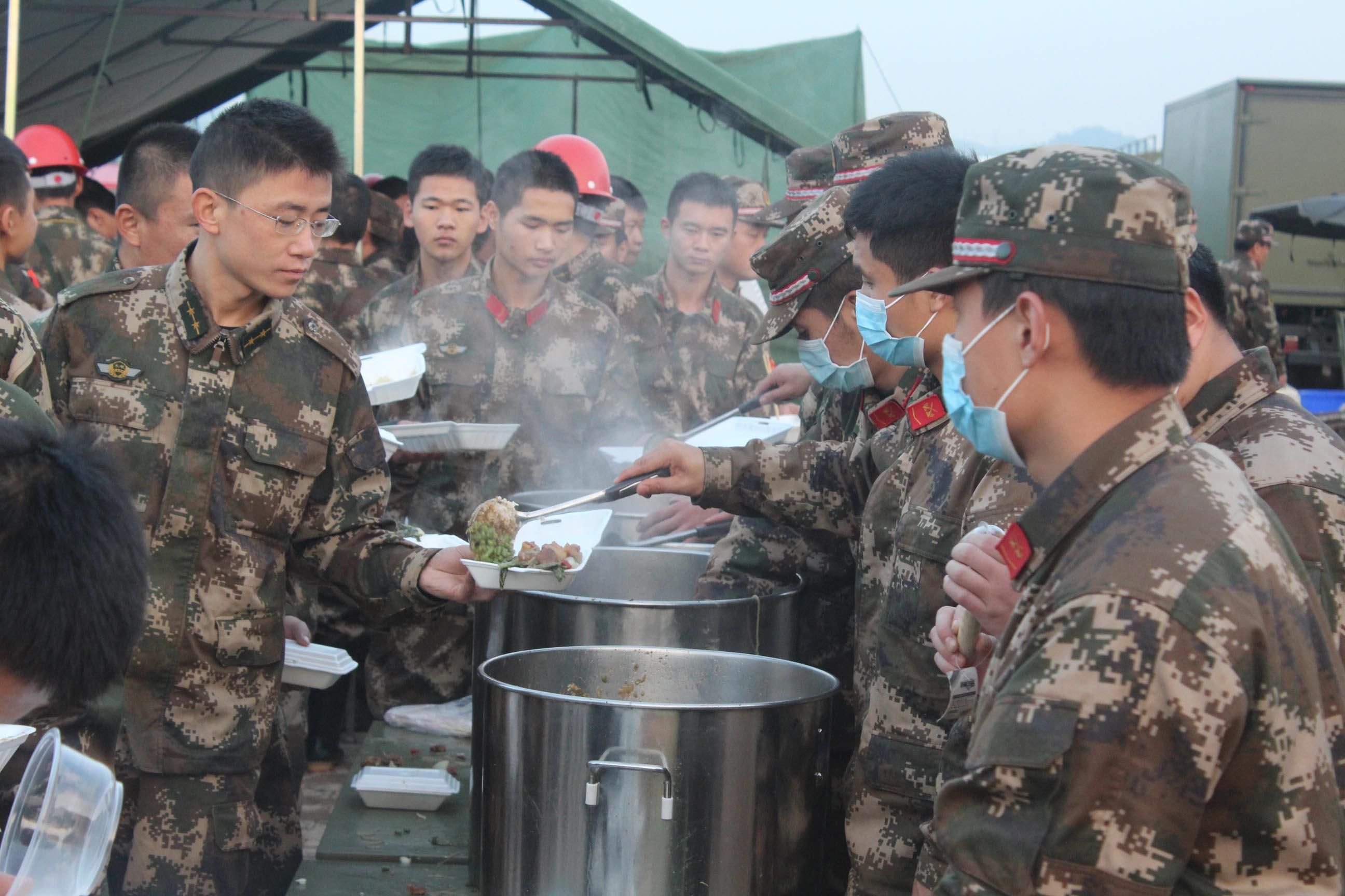 中国炊事班为何这么受美国军人的喜欢?答案令人哭笑不得