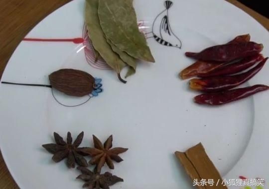 卤鸭爪做骨头吃?教你这样做,吃了连香油自扎最好不会吃多久可以坏图片