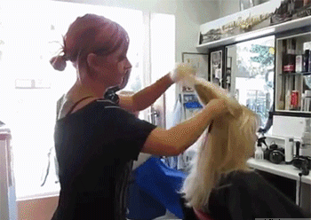 搞笑内涵图:妹子,今年能不能顺利毕业就靠你这大长腿了