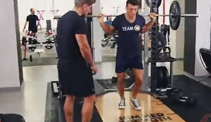 综合腿部力量训练,三个动作,提高下肢的运动表现