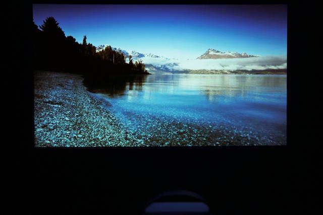 看电影,听音乐,拎着走,极米无屏电视cc体验