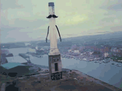 最新一期内涵爆笑动图 妹子这睡姿,让人很有想法啊!