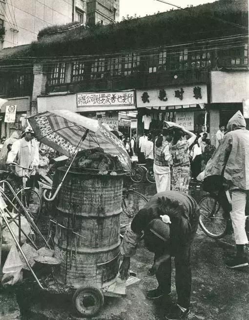 从一组你从没见过的老照片,看80年代的昆明生活风貌!