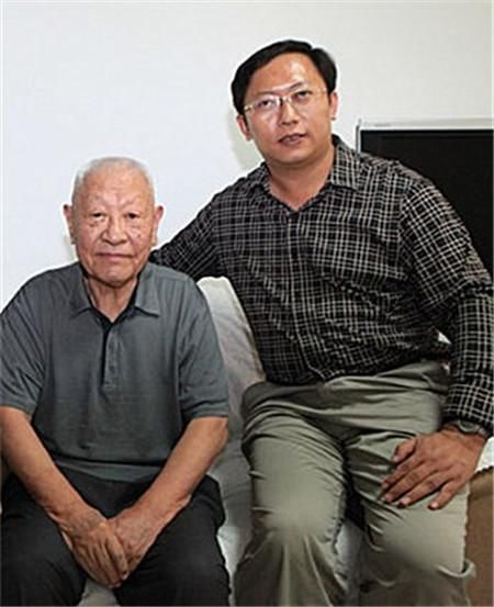 (陈令申)