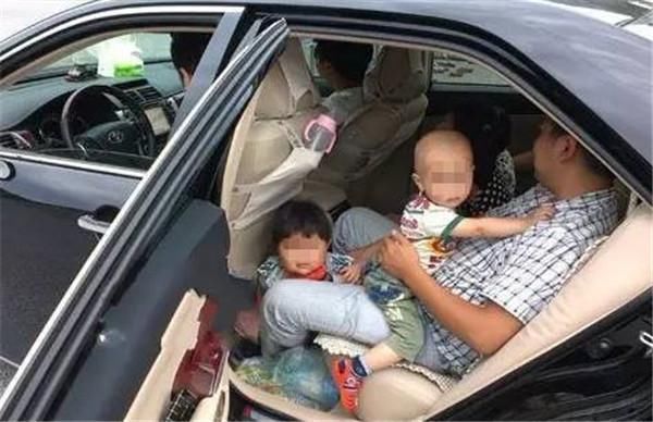 5座私家车坐4个大人带2个小孩算超载吗?车友们怎么看?