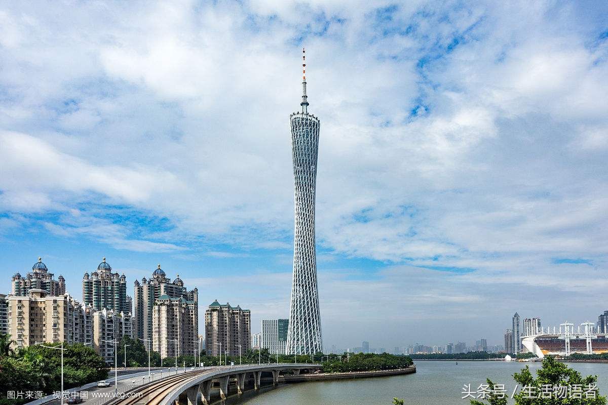 广州塔(英语:cantontower)又称广州新电视塔,昵称小蛮腰,位于广州市