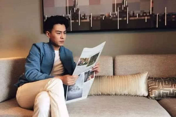黄晓明的豪宅,贾乃亮的豪宅,靳东的豪宅,这差距一目了那个视频可以看望夫成龙电视剧图片