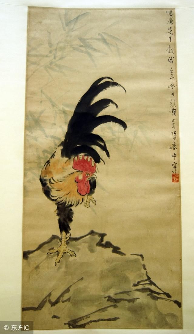 徐悲鸿画鸡图 徐悲鸿笔下的鸡,造型极为写实,尤其冠与爪之刻画,笔法