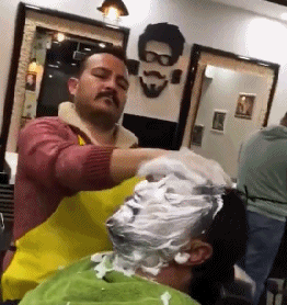 搞笑gif:妹子谁都不服就服你,妹子太猛了