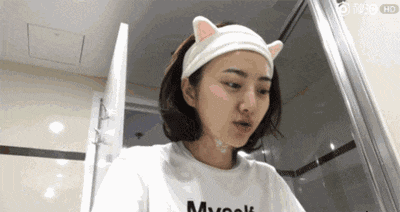 自从以古偶《大唐荣耀》来到大众视线后,景甜越来越沾染人间烟火气,不