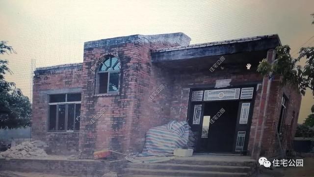 平房一别墅盖台风被二层逼停,几年后一层海南车库两带别墅农村间图片