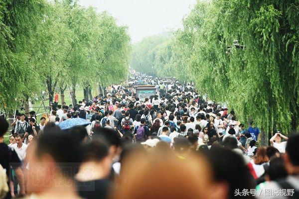 五一假期哪个景点人数最多?