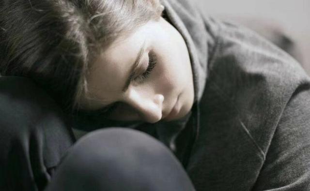 自卑焦虑症图片