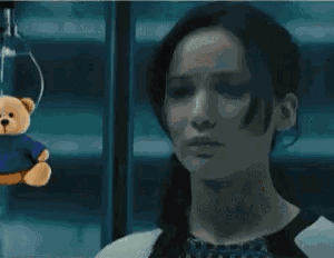 大哥,你没事你化啥妆呢?害我吓了一跳!