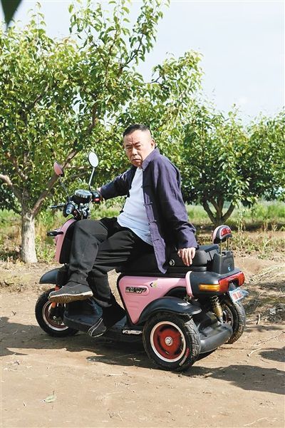 春晚轮番上还演贺岁剧 潘长江成春节荧屏"红人"
