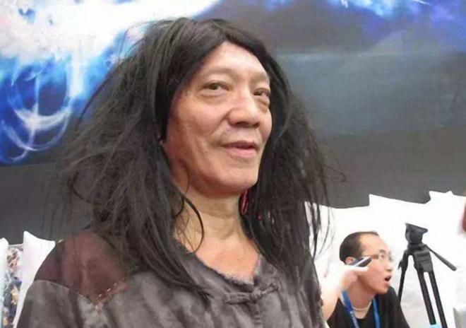 深受周星驰器重,却只演一个"老乞丐,背后实力比肩袁和平