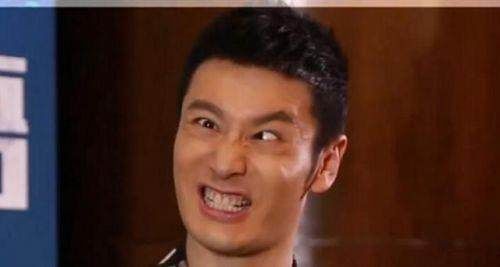 明星们斗鸡眼的瞬间,吴莫愁太吓人,鹿晗的表双人拳击猴图片