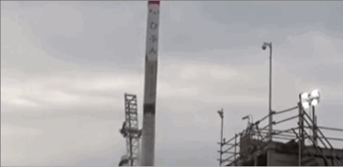 日本星际科技公司在北海道大树町发射了独自研制的"momo"2号小型火箭