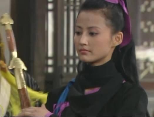 《武林外传》里她是郭芙蓉的丫鬟小青,雌雄双煞之一,也是一名侠女,那