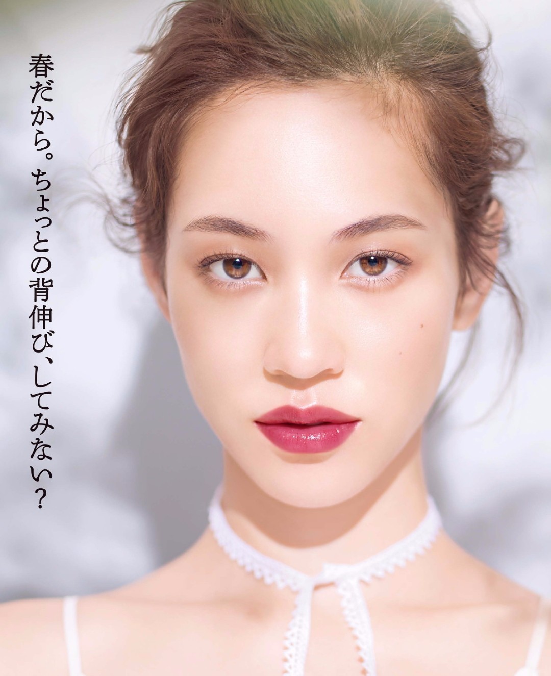 别只盯胸,性感身上的这个隐藏女生部位让你看肚子经常女生疼图片