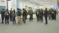 外国记者赴市市民热线中心和市政务服务中心参访交流