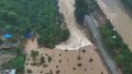 航拍北京密云受灾现场：强降雨冲毁道路损坏房屋 消防用无人机搜救