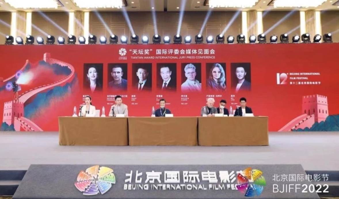 费尔南多·胡安·利马：以光影为桥，连接太平洋的两端