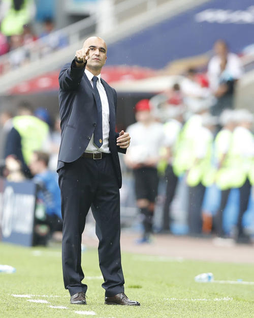 两场都派中超球员首发,比利时主帅:去中国踢球