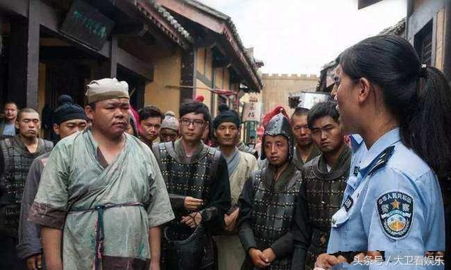 横店跑龙套的女神生活,明星也是一步一步努力