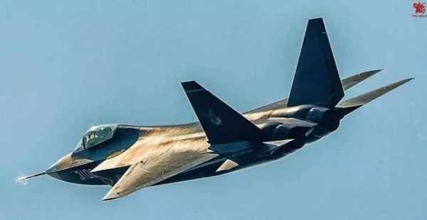 若当年中国没买苏27,歼8-2将如何魔改?