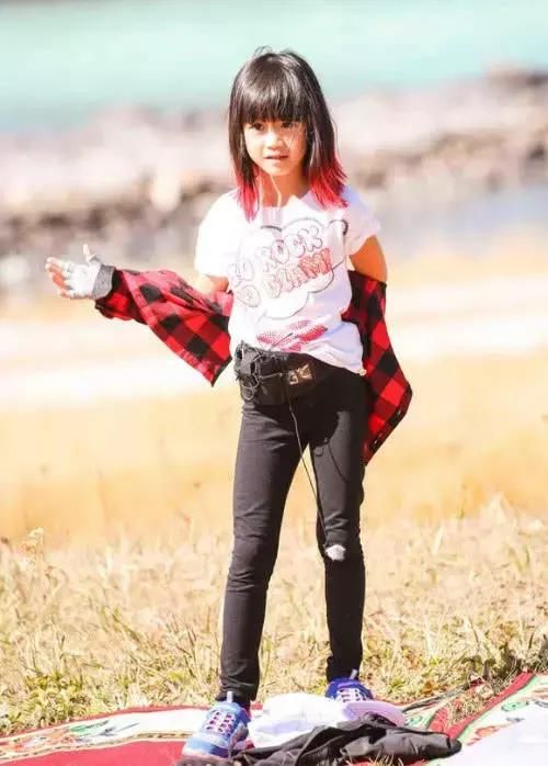 星二代户口本上都叫什么?黄磊女儿的最好听