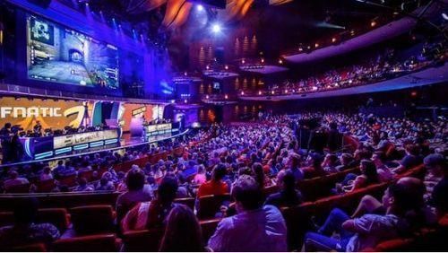 当今中国和国际上影响力最大的电竞赛事有哪些