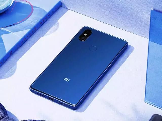 学生党福利!4款千元机是当前最火的,吃鸡从来