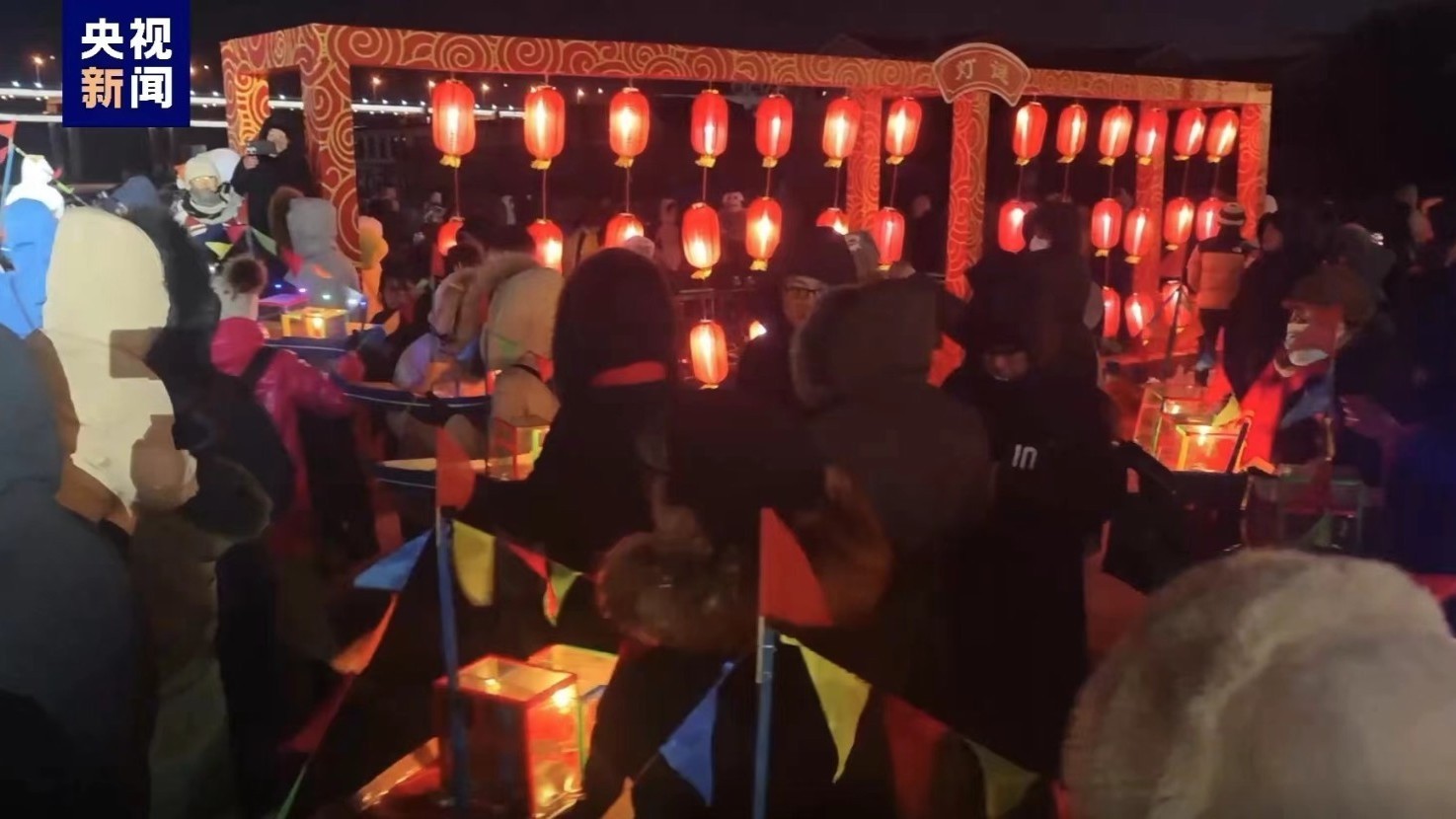 盼丰年、放海灯 百年渔家民俗点亮大连海湾 盼丰年、放海灯 百年渔家民俗点亮大连海湾