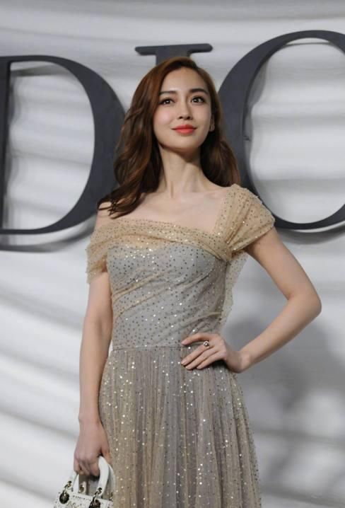 Dior2018春夏高定系列上海发布秀,景甜发福被