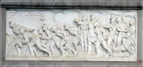 怎么介绍人民英雄纪念碑 t010331dd31b3bc0600.jpg?size=500x237