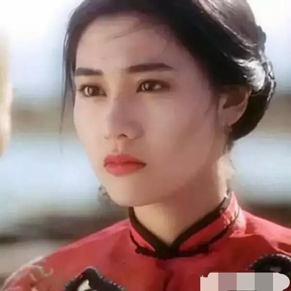 嘉欣嫁给许晋亨,网友:最高兴的莫过于全香港的