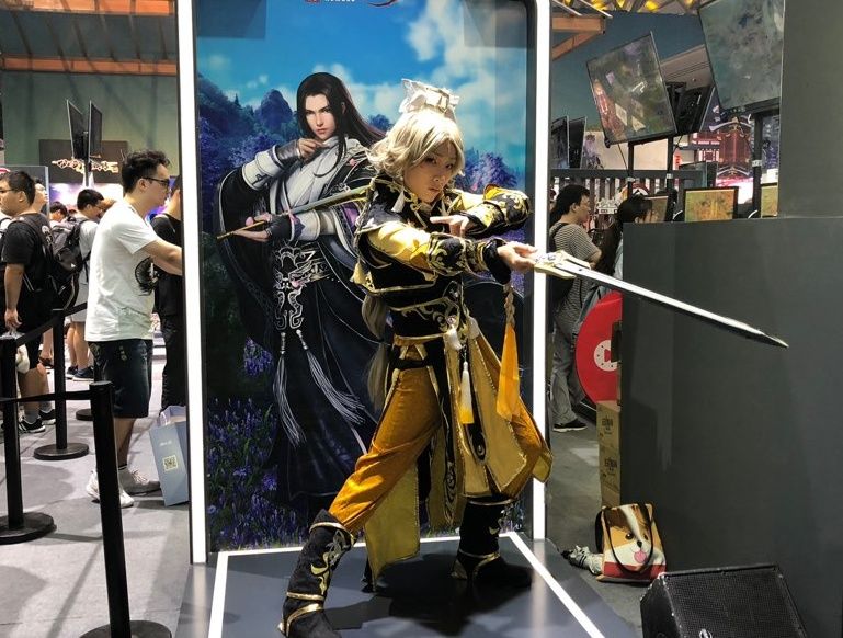 CJ:SG离你太遥远?这个展区全是妹子,搭个讪故